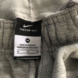 Nike Live Strong Sweatpants